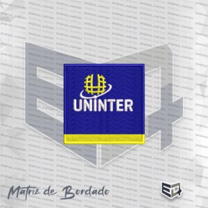Matriz de bordado quadrada da Uninter com fundo azul royal em ponto tatami, logotipo de globo amarelo e nome Uninter em branco com relevo acetinado e faixa amarela inferior.
